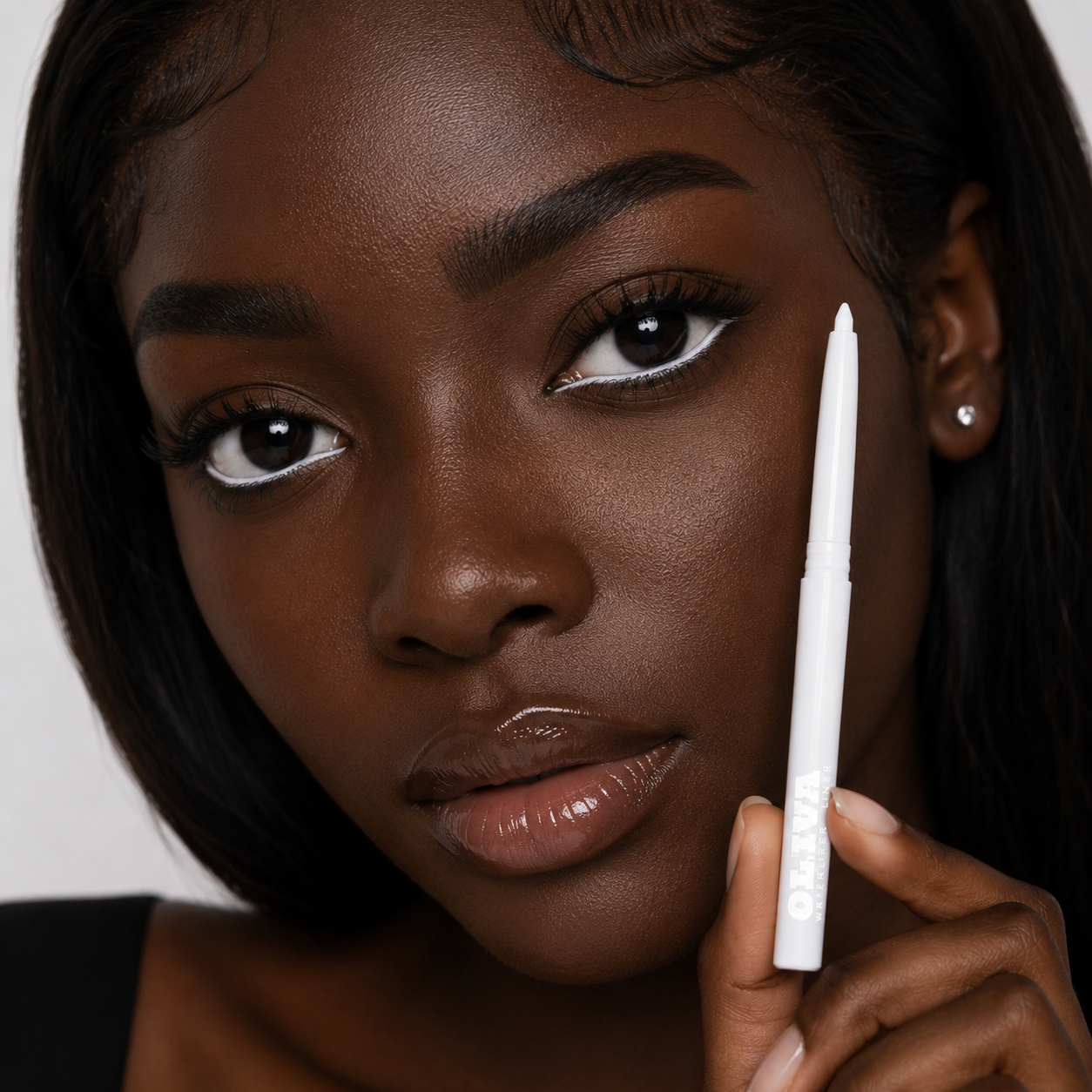 OLIVA Twist-Up Waterline Eyeliner