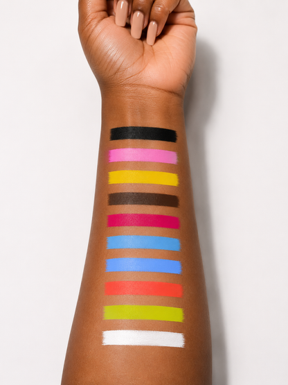 OLIVA Twist-Up Waterline Eyeliner