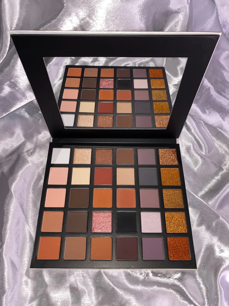 Bold ‘n Nude Eyeshadow Palette